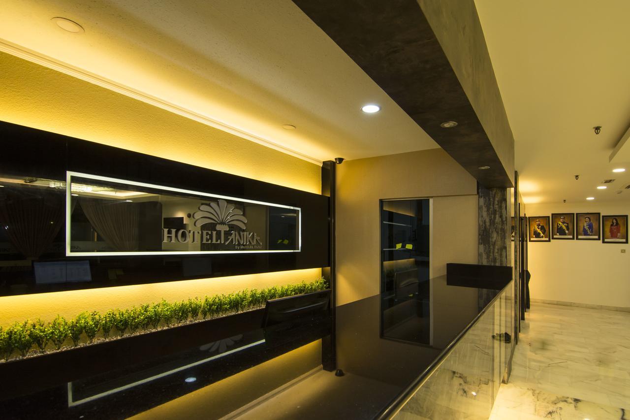 Hotel Anika Kluang Esterno foto