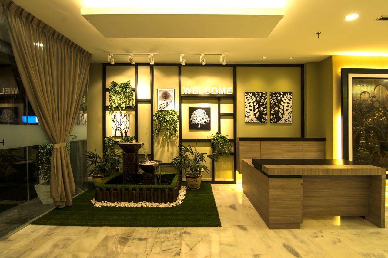 Hotel Anika Kluang Esterno foto